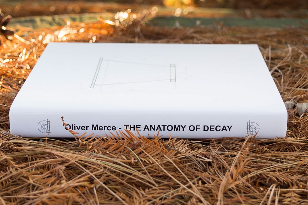 oliver-merce-the-anatomy-of-decay-pb (2)